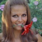 75-anni-claudia-cardinale_64417480_650x432 – Copia