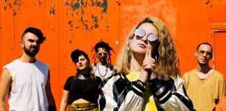 pijamaparty, suoni e immagini dai formidabili anni ’90 Il prossimo 12 aprile uscirà il primo album della band toscana pijamaparty, un caleidoscopio di suoni, colori e immagini che puntano dritti agli anni '90.