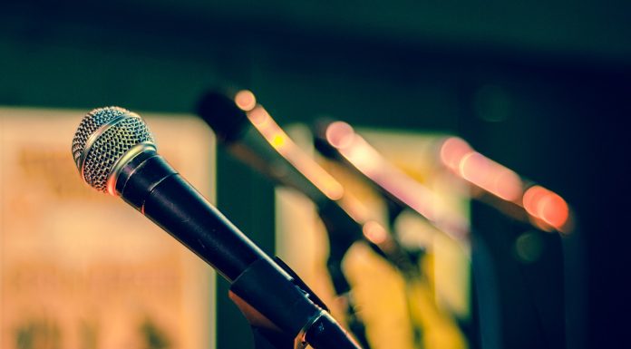 Non spegnete Radio Radicale, faro di libertà e pluralismo Non spegnete Radio Radicale, faro di libertà e pluralismo