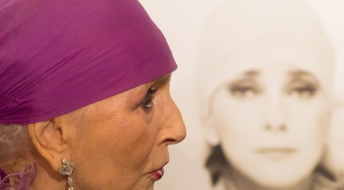 Addio a Valentina Cortese, la diva del cinema italiano Valentina Cortese è scomparsa a Milano all'età di 96 anni. Originaria di Stresa, insieme ad Alida Valli e Anna Magnani è stata una delle attrici di punta del cinema italiano degli anni Quaranta e Cinquanta