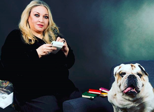 Maria Giovanna Maglie: “Togliamo alle élite il monopolio della cultura” Maria Giovanna Maglie: "Togliamo alle élite il monopolio della cultura"