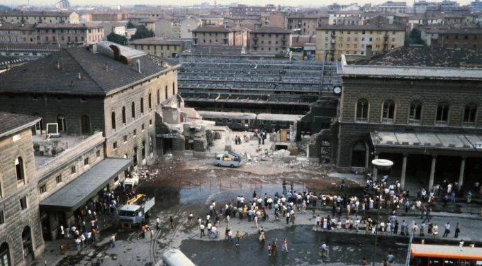 Cercare la luna della verità nella notte della Repubblica presentazione dell'Intergruppo "2 agosto. La verità, oltre il segreto sulla strage di Bologna"
