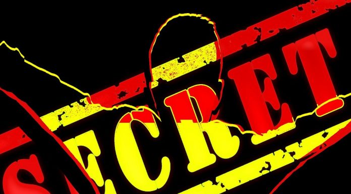 Quegli “Esercizi di potere” che ti tolgono il respiro… Esercizi di potere, il primo romanzo di Enrico Musso