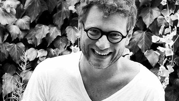 Matteo Becucci, che per gli autografi si firma “Alessandro Manzoni”…