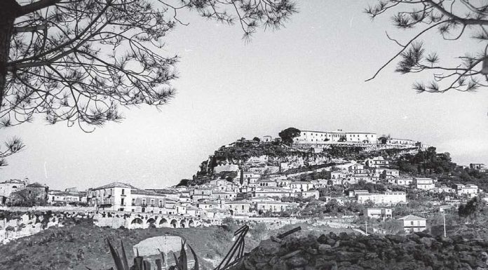 Ognuno di noi ha la sua Gerace dalle cento chiese