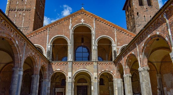 SanteVisioni. Sant’Ambrogio e quella chiacchierata con il diavolo