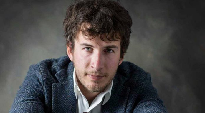 Diego Fusaro: “Macché Bella ciao, oggi cantate la Canzone del Piave”