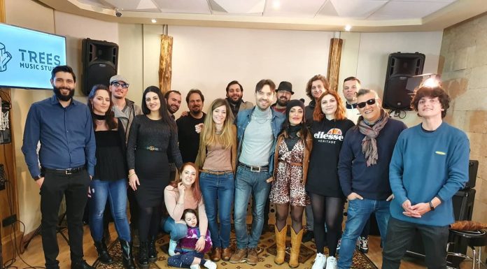 Contro il coronavirus l'”assembramento” musicale di Andrea Barone