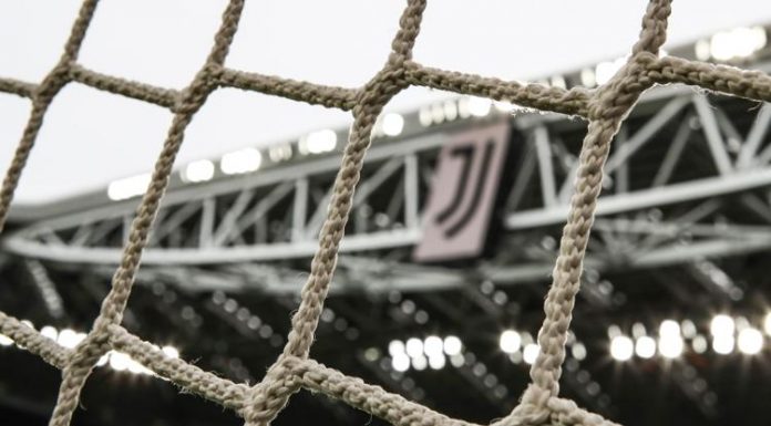 Calcio, ecco l’ultima rinuncia: l’inviolabilità dello spogliatoio