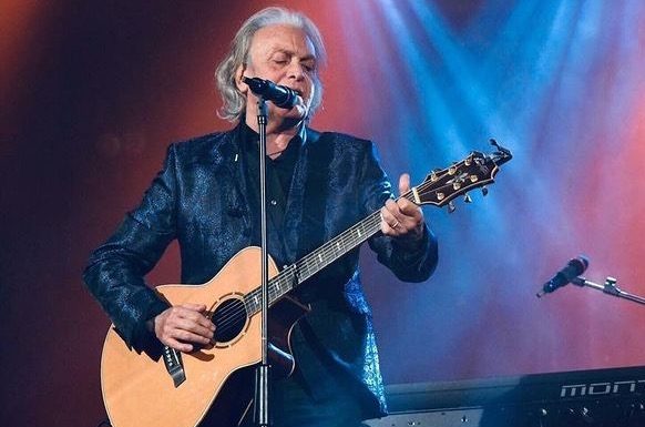 Riccardo Fogli: «Sanremo? Lo rifarei, ma…»