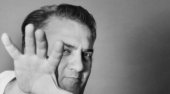 Ritratto rosso: Elisabetta Catalano guarda Federico Fellini