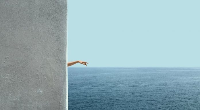 Matteo Abbondanza: “Uso la fotografia per mentire, per disturbare l’equilibrio”