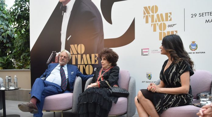 Lollobrigida, Giannini e Cucinotta sul red carpet di No Time to Die a Matera