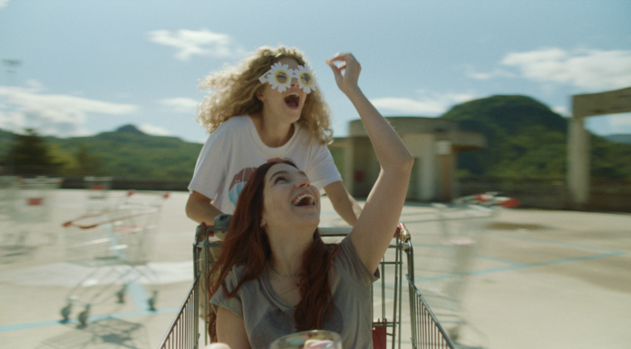 “Le ragazze non piangono” il road movie di Zuliani ad Alice nella Città
