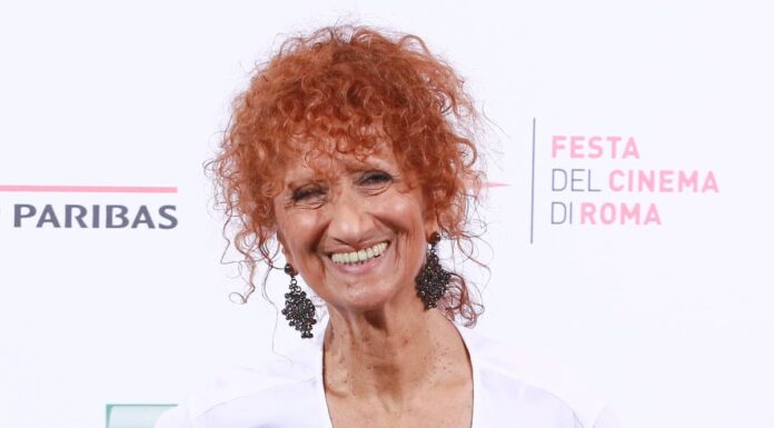 La bellezza Atipica della Signorina Silvani. Conversazione con Anna Mazzamauro