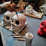 Scultura modellata ceramica Particolari
